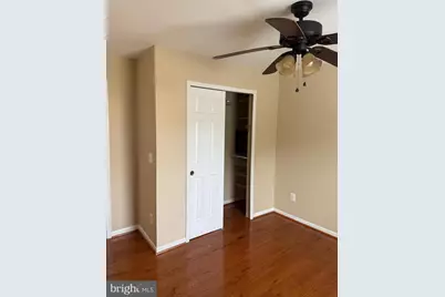 20900 Butterwood Falls Terrace, Sterling, VA 20165 - Photo 18