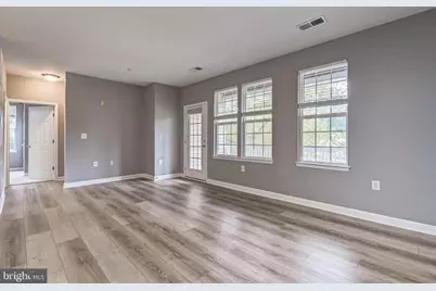 42539 Mayflower #201, Brambleton, VA 20148 - Photo 8