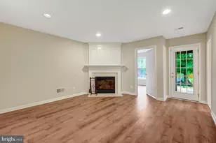 43787 Tattinger Terrace, Ashburn, VA 20148 - Photo 6