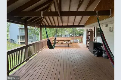 304 E Gordon Street E, Sterling, VA 20164 - Photo 16