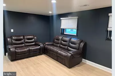 304 E Gordon Street E, Sterling, VA 20164 - Photo 14