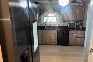 304 E Gordon Street E, Sterling, VA 20164 - Photo 4