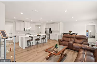 46270 Mt Allen Terrace #201, Sterling, VA 20164 - Photo 4