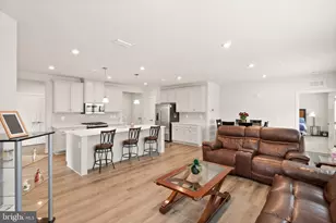 46270 Mount Allen Ter, Sterling, VA 20164 - Photo 4