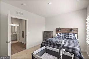 46270 Mount Allen Ter, Sterling, VA 20164 - Photo 10