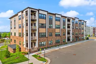 46270 Mount Allen Ter, Sterling, VA 20164 - Photo 2