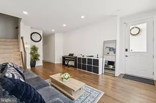 42597 Nubbins Ter, Ashburn, VA 20147 - Photo 6