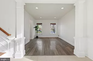 25480 Schooley Mill Terrace, Chantilly, VA 20152 - Photo 4