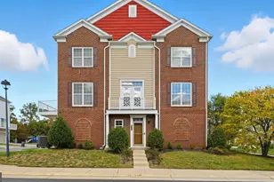 25480 Schooley Mill Terrace, Chantilly, VA 20152 - Photo 2