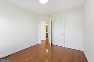 25480 Schooley Mill Terrace, Chantilly, VA 20152 - Photo 34