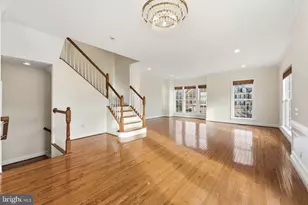 25480 Schooley Mill Terrace, Chantilly, VA 20152 - Photo 10