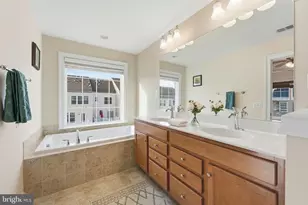 25480 Schooley Mill Terrace, Chantilly, VA 20152 - Photo 26