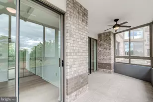 19355 Cypress Ridge Terrace, Leesburg, VA 20176 - Photo 16