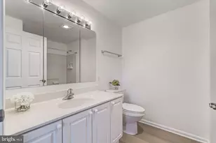 19355 Cypress Ridge Terrace, Leesburg, VA 20176 - Photo 28