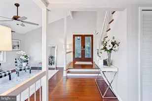 126 Hillsdale Dr, Sterling, VA 20164 - Photo 6