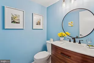 126 Hillsdale Dr, Sterling, VA 20164 - Photo 14