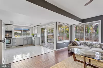 126 Hillsdale Drive, Sterling, VA 20164 - Photo 18