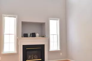 20387 Fallsway Terrace, Sterling, VA 20165 - Photo 2