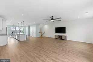 312 Petite Sirah Terrace SE, Leesburg, VA 20175 - Photo 6