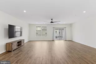 312 Petite Sirah Terrace SE, Leesburg, VA 20175 - Photo 2