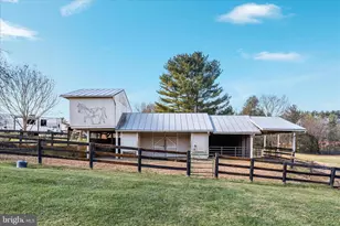 39704 Rickard Rd, Lovettsville, VA 20180 - Photo 54