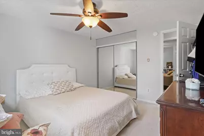 207 N Laura Anne Drive, Sterling, VA 20164 - Photo 18