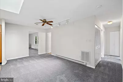 314 E Staunton Avenue E, Sterling, VA 20164 - Photo 10