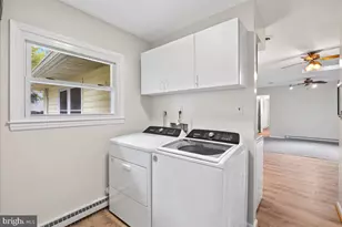 314 E Staunton Ave E, Sterling, VA 20164 - Photo 22