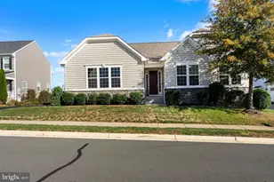 40736 Witherspoon Ct, Aldie, VA 20105 - Photo 2
