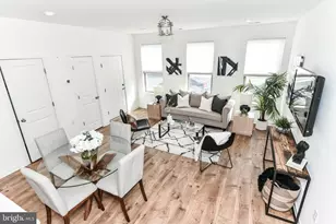 45922 Swallow Ter, Sterling, VA 20165 - Photo 6