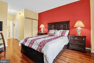 19365 Cypress Ridge Terrace, Leesburg, VA 20176 - Photo 10