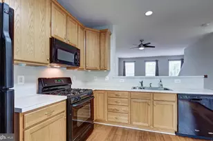 25167 Femoyer Terrace, Chantilly, VA 20152 - Photo 22
