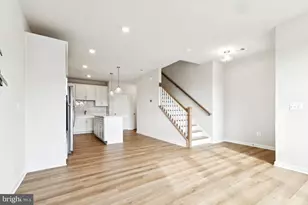 1008 Galena Ter NE, Leesburg, VA 20176 - Photo 4