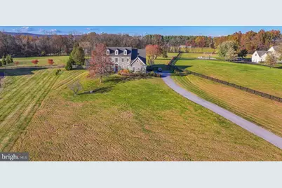 38790 Boca Court, Waterford, VA 20197 - Photo 2