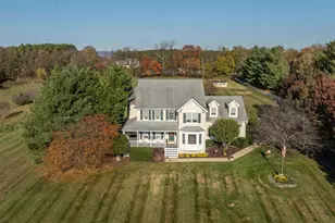 39854 Canterfield Ct, Lovettsville, VA 20180 - Photo 4