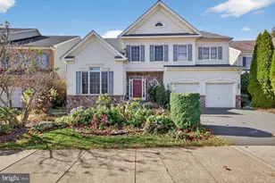 43656 Riverpoint Dr, Leesburg, VA 20176 - Photo 2