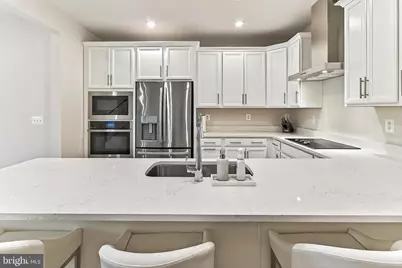 20328 Newfoundland Square, Ashburn, VA 20147 - Photo 16