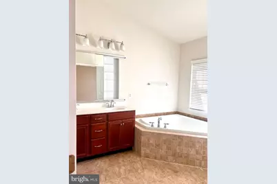 25205 Larks Terrace, Chantilly, VA 20152 - Photo 22