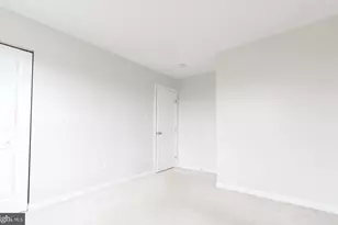 42999 Edgewater St, Chantilly, VA 20152 - Photo 18