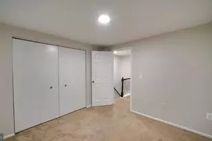 3 Palmer Ct, Sterling, VA 20165 - Photo 12