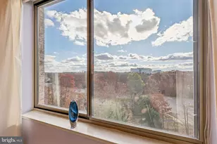 19375 Cypress Ridge Terrace, Leesburg, VA 20176 - Photo 26