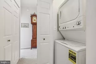 19375 Cypress Ridge Terrace, Leesburg, VA 20176 - Photo 28