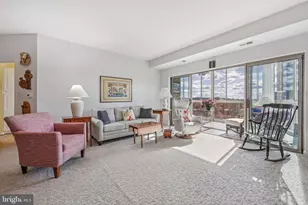 19375 Cypress Ridge Terrace, Leesburg, VA 20176 - Photo 10