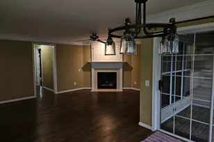 21845 Baldwin Square, Sterling, VA 20164 - Photo 6