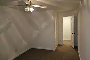 21845 Baldwin Square, Sterling, VA 20164 - Photo 18