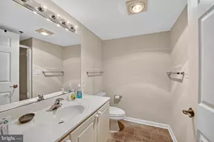 19385 Cypress Ridge Terrace, Leesburg, VA 20176 - Photo 16