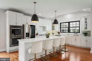 15097 Barlow Dr, Waterford, VA 20197 - Photo 4