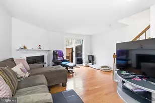 57 Bickel Ct, Sterling, VA 20165 - Photo 14