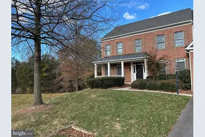 20773 Ashburn Station Place, Ashburn, VA 20147 - Photo 2