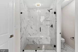 19716 Mystic Maroon Terrace, Ashburn, VA 20147 - Photo 14